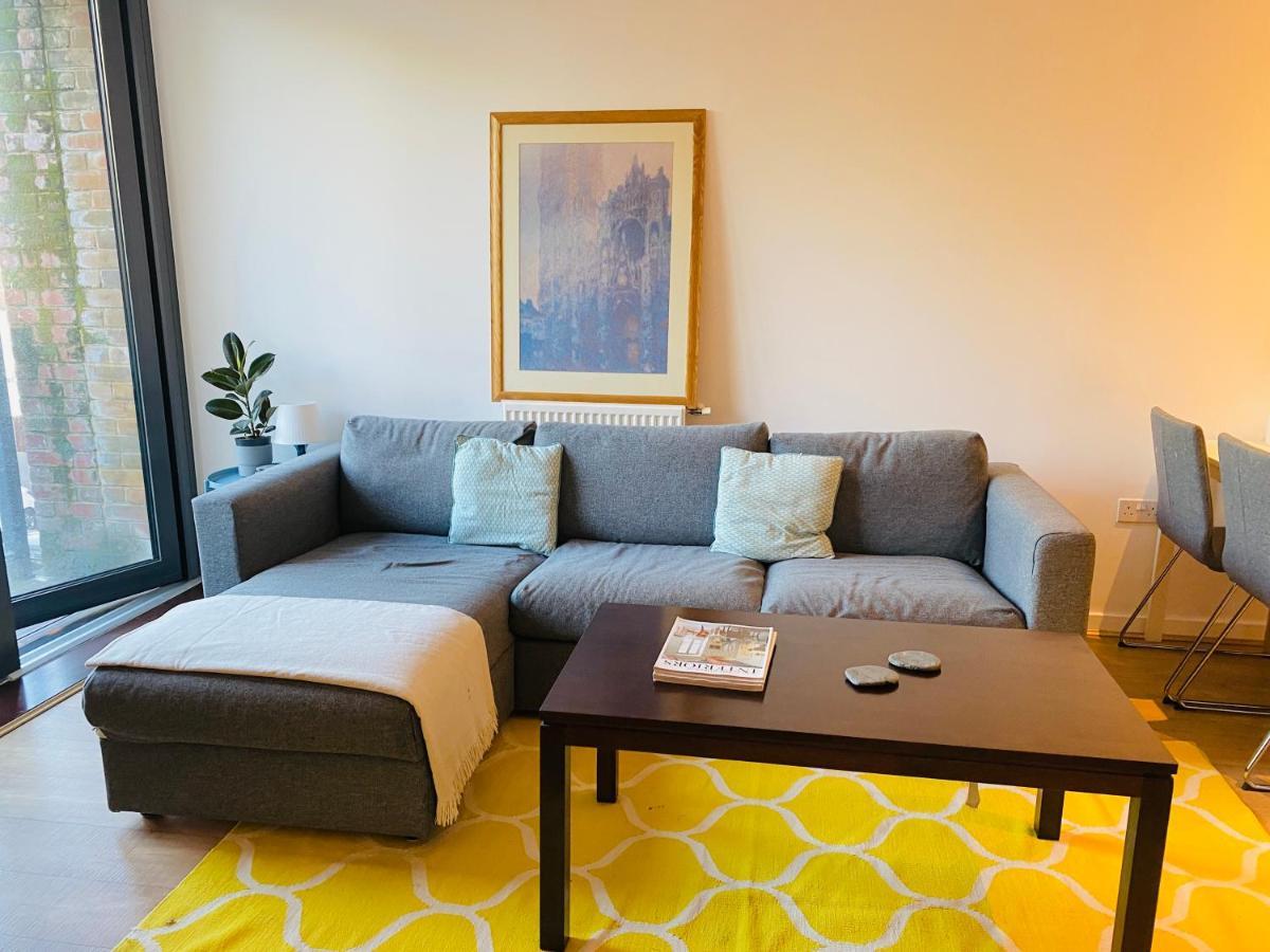 Spacious Two Bedroom Apartment In Balham London Exterior photo